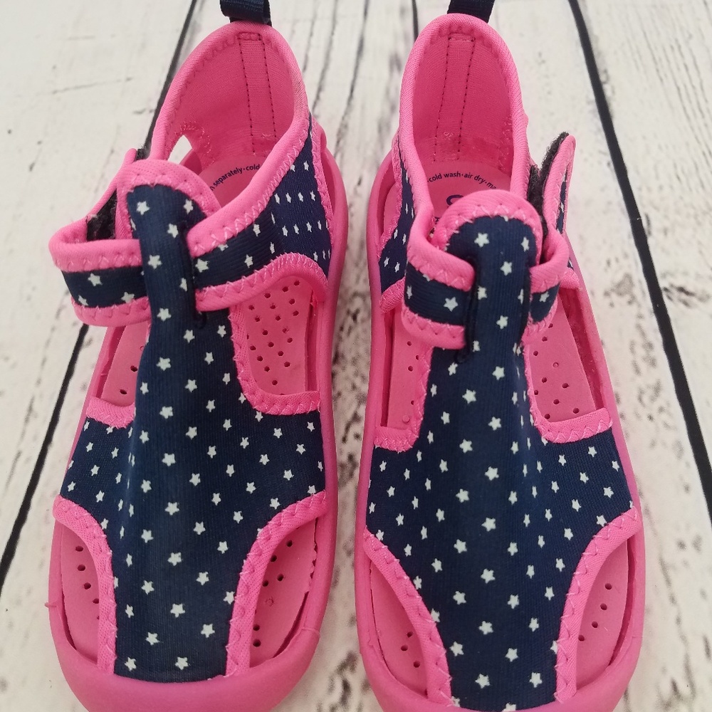 Oshkosh aquatic toddler water shoe